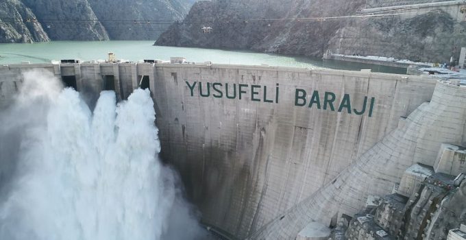 Yusufeli Barajı kurak 2025’te rekor üretti, dört barajın üretimini yüzde 10 artırdı