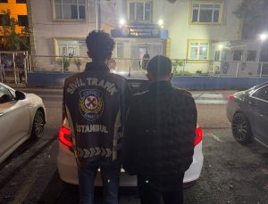 Zeytinburnu’nda D-100’de makas atan sürücünün ehliyeti zaten elinden alınmış! Kendisine ve araç sahibine 336 bin lira ceza